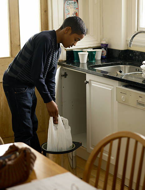 Best Construction Debris Removal  in Melvindale, MI